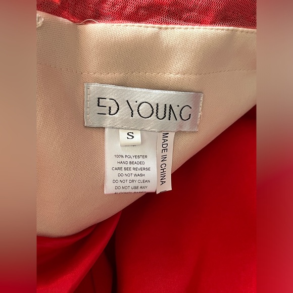 NWT Ed Young Red Lace Prom Dress Size Small - Picture 13 of 14